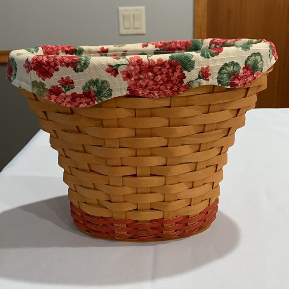 Longaberger Geranium Basket Set - Picture 3 of 16